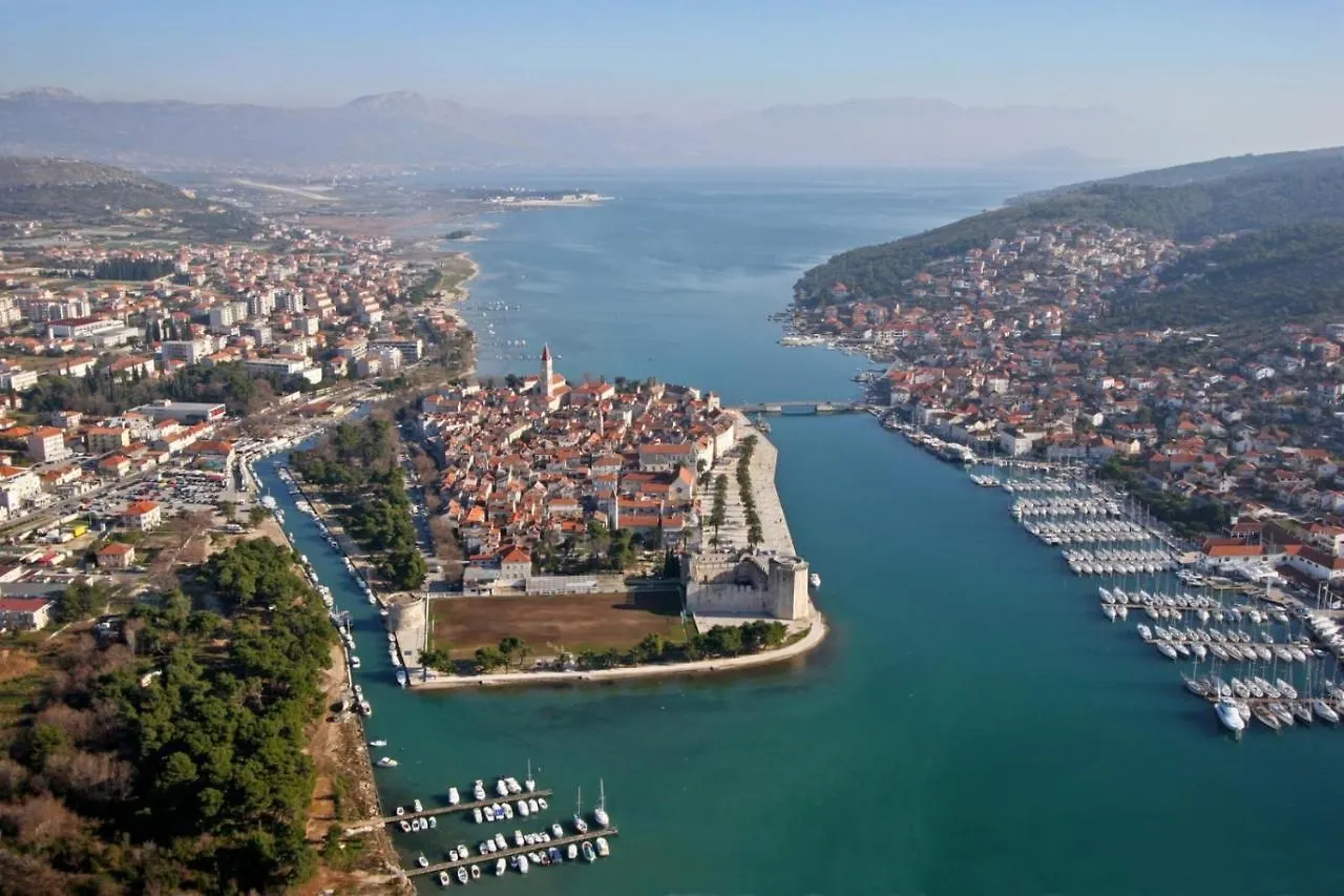 Apartment In Okrug Gornji With Sea View, Terrace, Air Conditioning, Wifi 5069-3 Trogir Chorvatsko